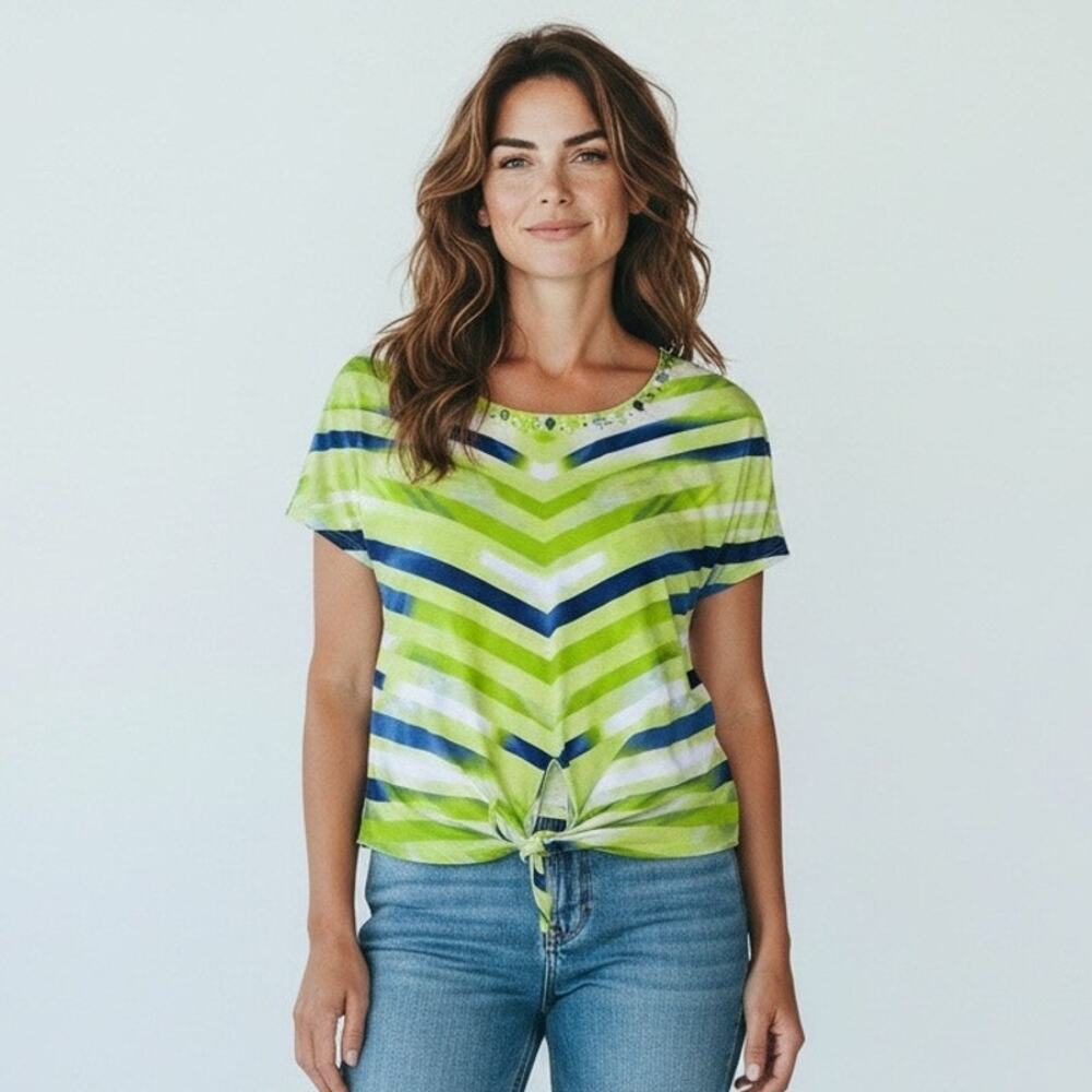 Hearts of Palm Small Green Embellished Chevron Striped Tie Front Tropical Shirt - Picture 1 of 9